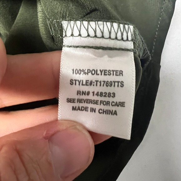 NWT Hers & Mine Olive Green Satin Button-Down Shirt Long Sleeve Oversized L - Picture 9 of 12